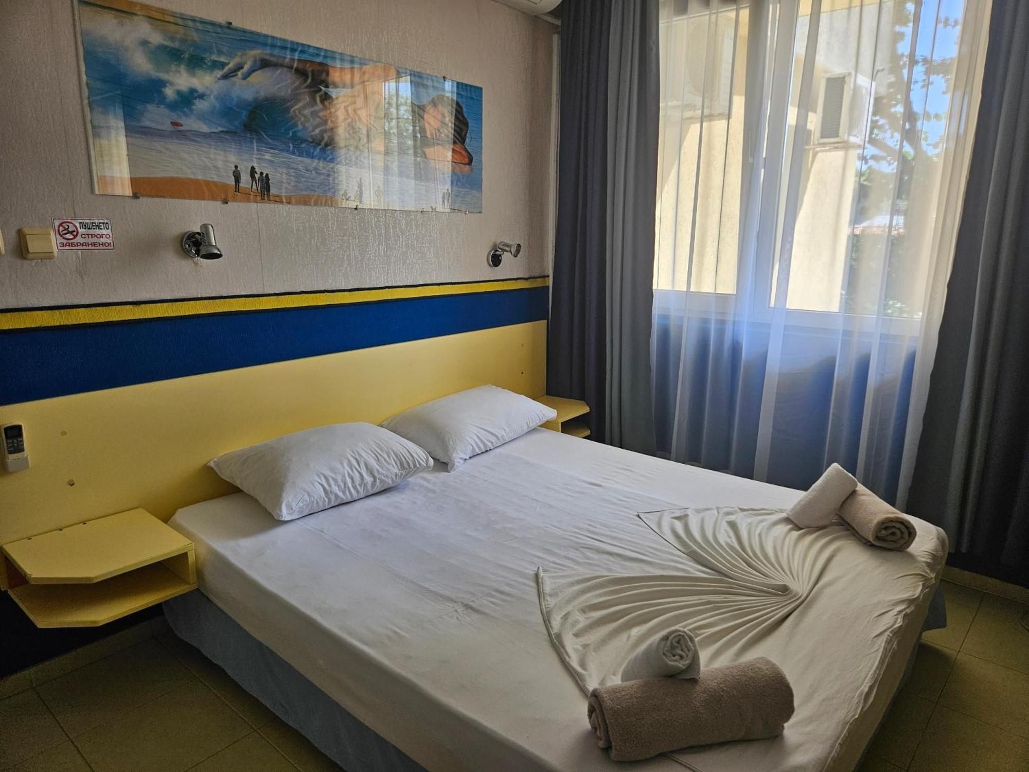 Paralax Hotel Varna Exterior foto